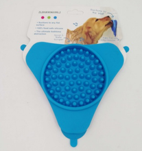 Slow treater pet slow food bowl slow food dish silicone sucker stick glass wall slip transfer attention