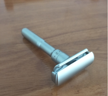 Adjustable Hand Shaving Razor Double-sided Razor Holder