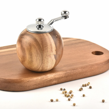 Manual pepper grinder
