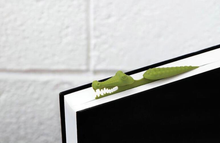 aligator bookmark