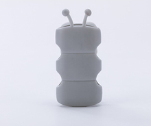 Punch-free shower suction cup fixed base