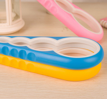 Creative multi-function four-in-one opener, labor-saving bottle opener, non-slip screw capper